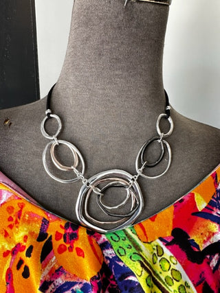 Kenneth Bell Fashion Necklace